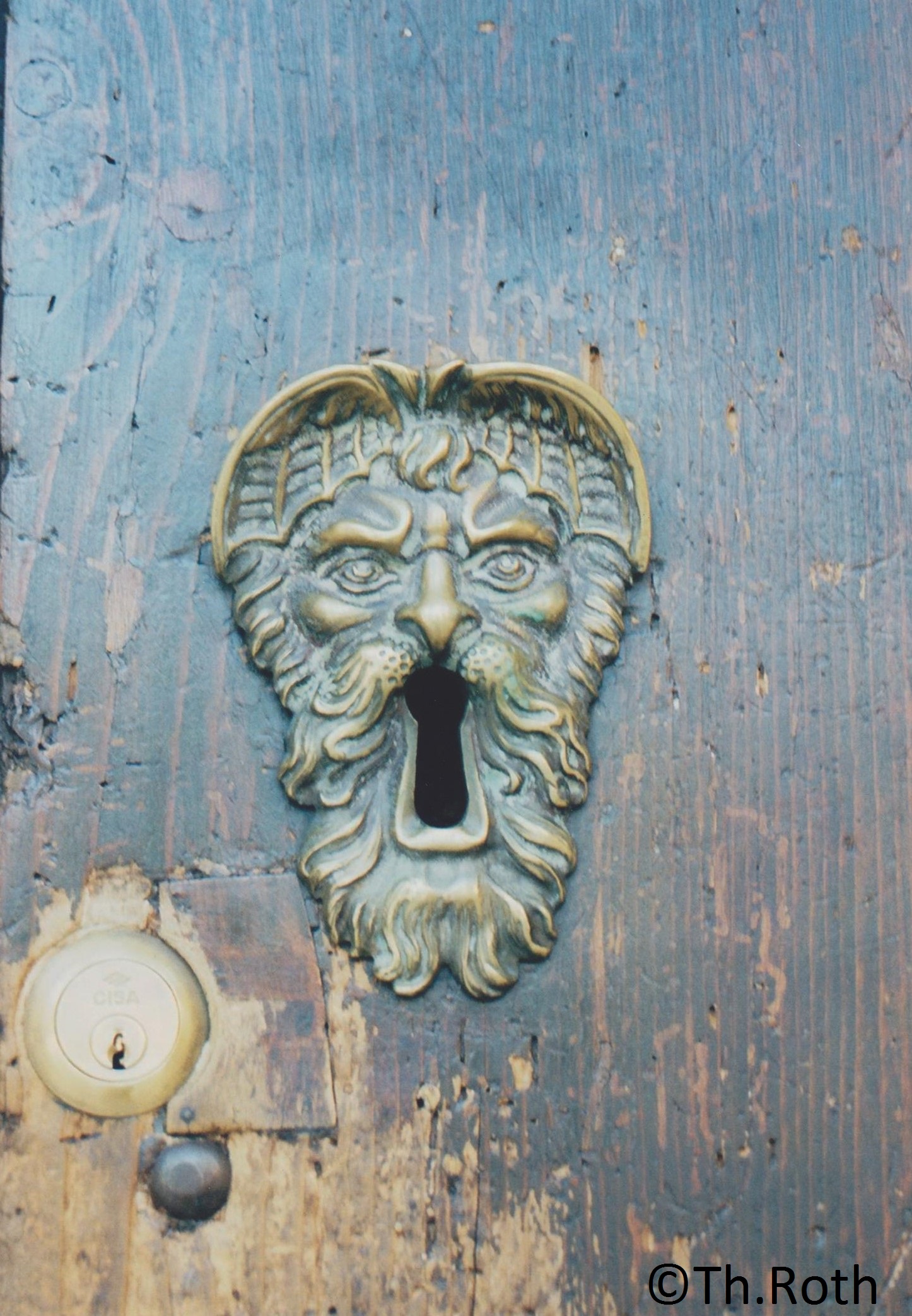 doorknocker-25